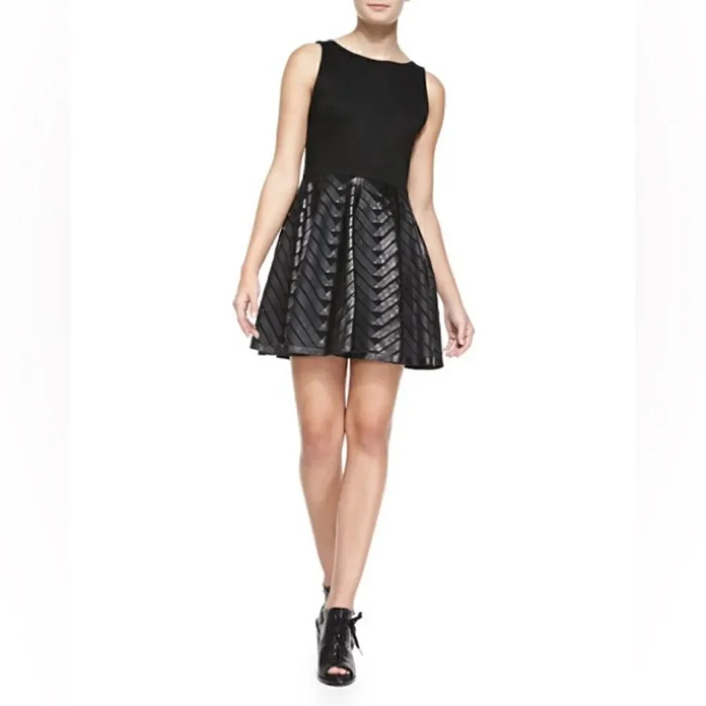 Alice + Olivia Zilla Goat Leather Mini Back Dress Paneled Ponte Size 6